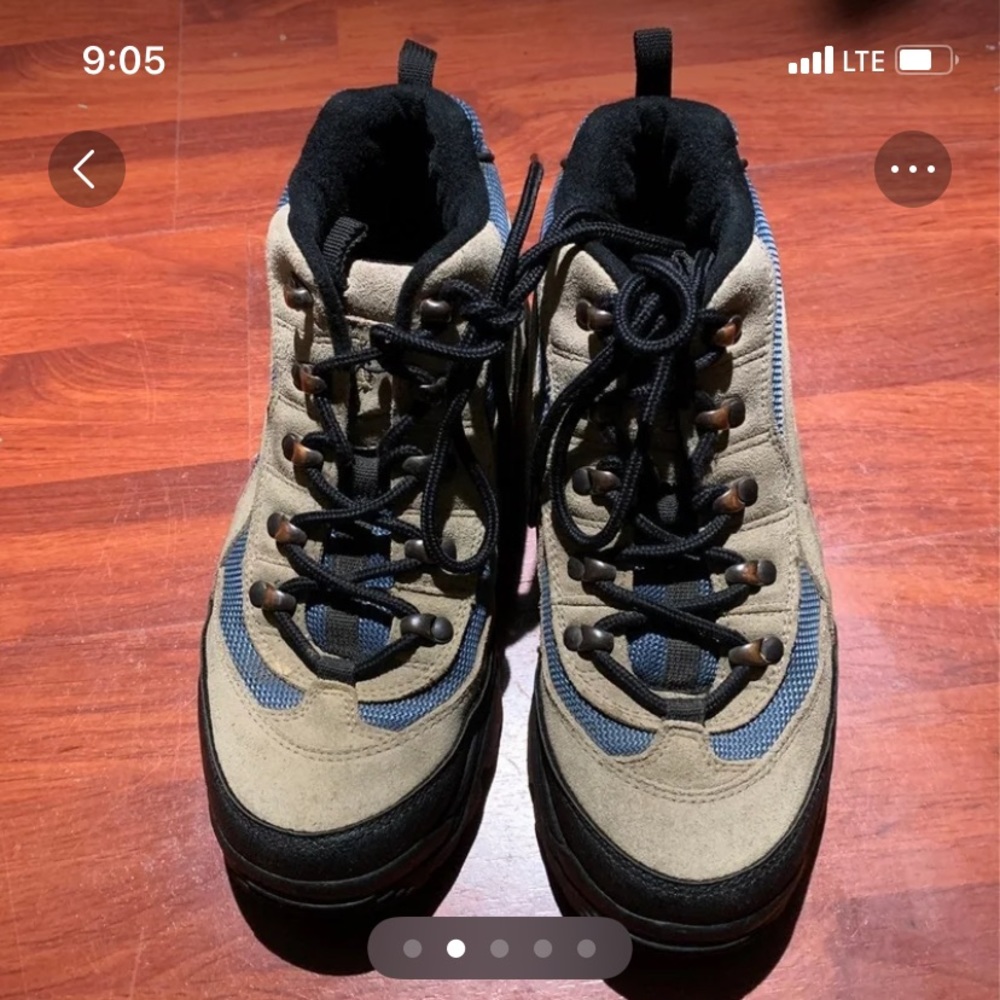 Boots - Picture 2 of 5